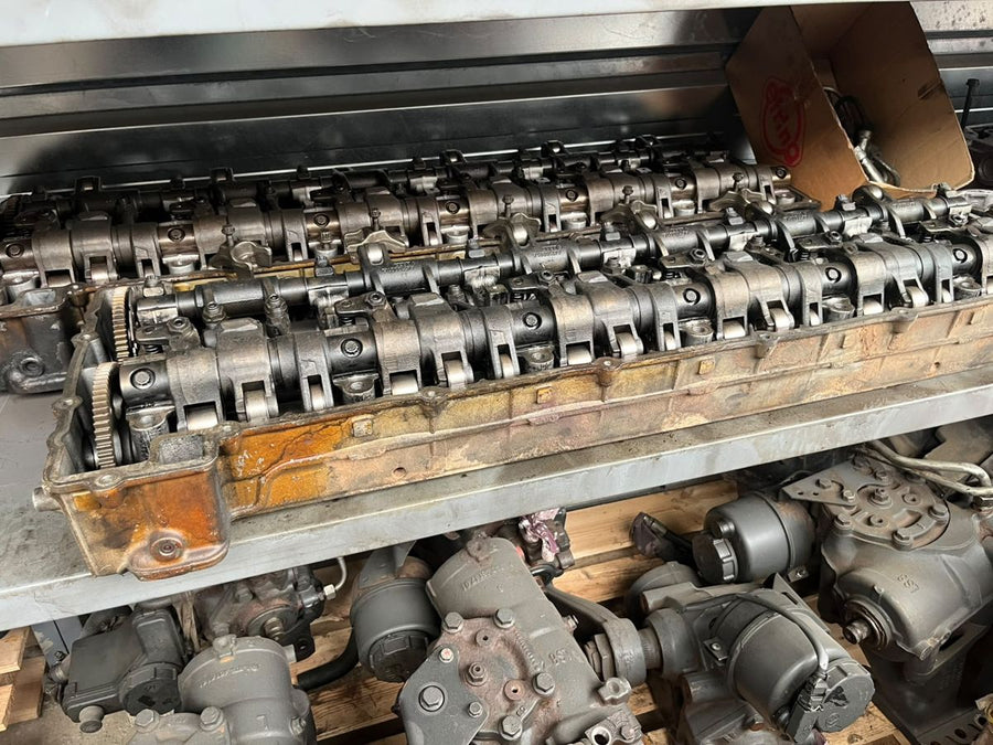 Cylinder Head — MP4